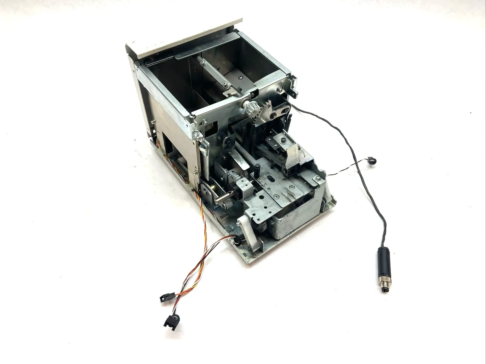 USED JANOME AUTOMATIC SCREW FEEDER PRESENTER JSP-R SERIES NO SHELL