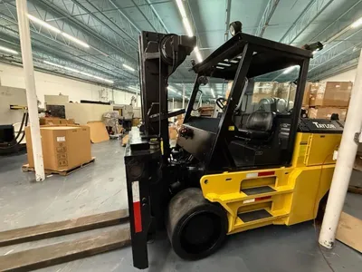 2000 TAYLOR TC300S LIFT TRUCKS | Machinery Network (2)
