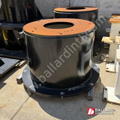FANUC R-2000/M-900 Series Robot Riser – Round – 820mm