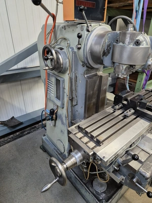 SCHAUBLIN Universal Mill, in very good used condition