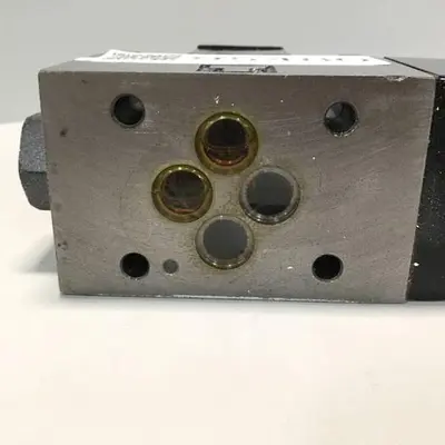 USED VICKERS DG4V32AMP7H750