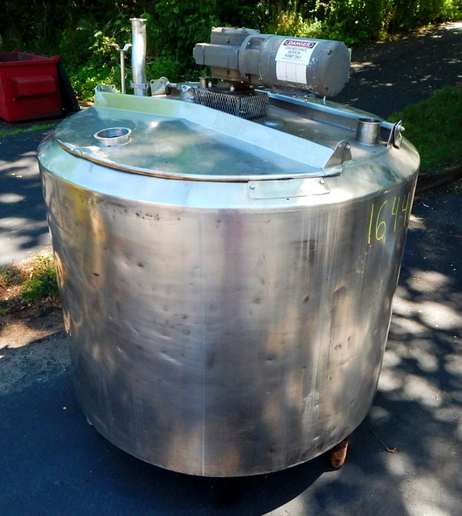 Used CREAMERY PACKAGE 300 GALLON Stainless Steel Tanks New Jersey US | Champion Trading Corporation #424617