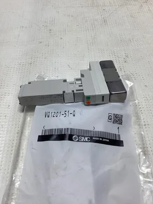 SMC VQ1201-51-Q Electromagnetic Solenoid Valve -NIB
