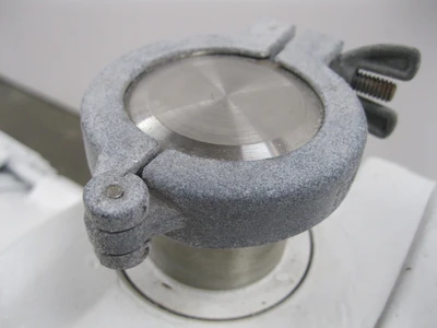 USED Leybold D90AC