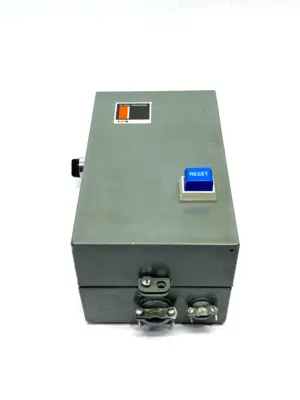 USED EATON CUTLER-HAMMER MANUAL NEMA DISCONNECT STARTER UNIT BG SERIES
