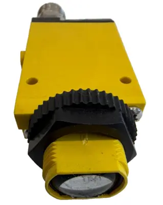 NEW BANNER ENGINEERING SM2A312CVQD SENSOR