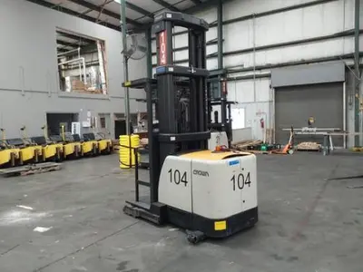 USED 2019 CROWN SP4050-30