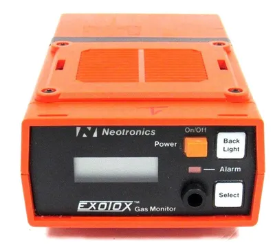 USED NEOTRONICS 300-0177-16 EXOTOX 400F GAS MONITOR 300017716
