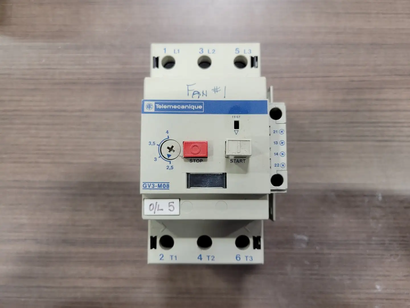 Used TELEMECANIQUE GV3-M08 Switchgears British Columbia CA | Lenmark #242742