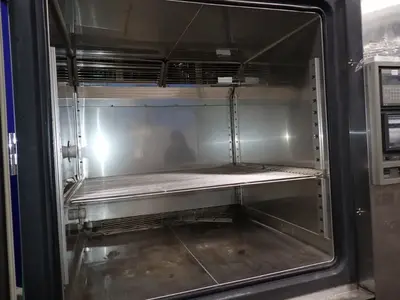 USED 1997 ESPEC PXA4AP