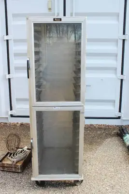 Lockwood CA72-RR18-CDD-R Dutch Door Display Cabinet, 18 Pan Capacity