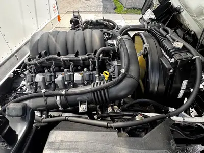 Used 2023 ISUZU NPR HD Box trucks Florida US | Truck and Van Outlet #1509136