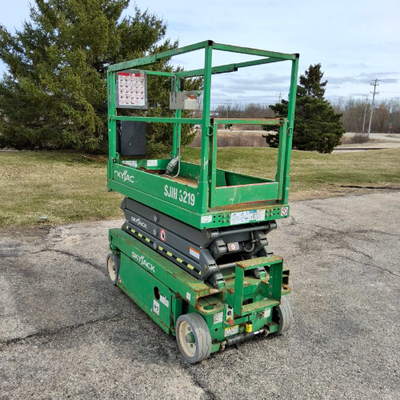 USED 2016 Skyjack SJ3219