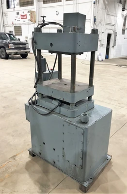 USED WABASH WABASH LABORATORY PRESS