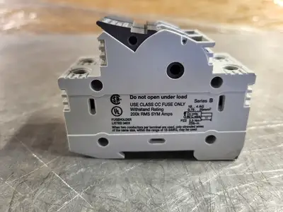 USED ALLEN-BRADLEY 1492-FB2C30