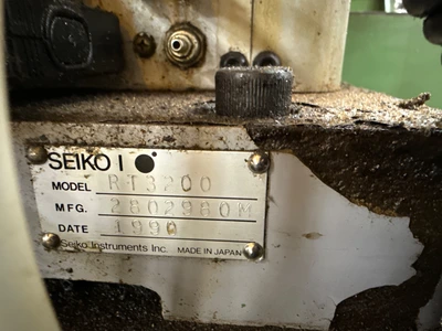 Used 1990 SEIKO RT3200 Robots Ontario CA | Aucto #1368780