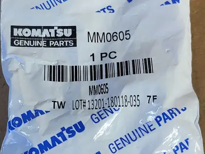 NEW KOMATSU MM0605