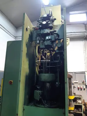 Used 1987 ZEULENDORA PYE 250 S/1 M Hydraulic Presses | F.M.T. Group s.r.o. #1252998