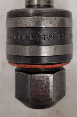 USED UNIVERSAL ENGINEERING MODEL 169