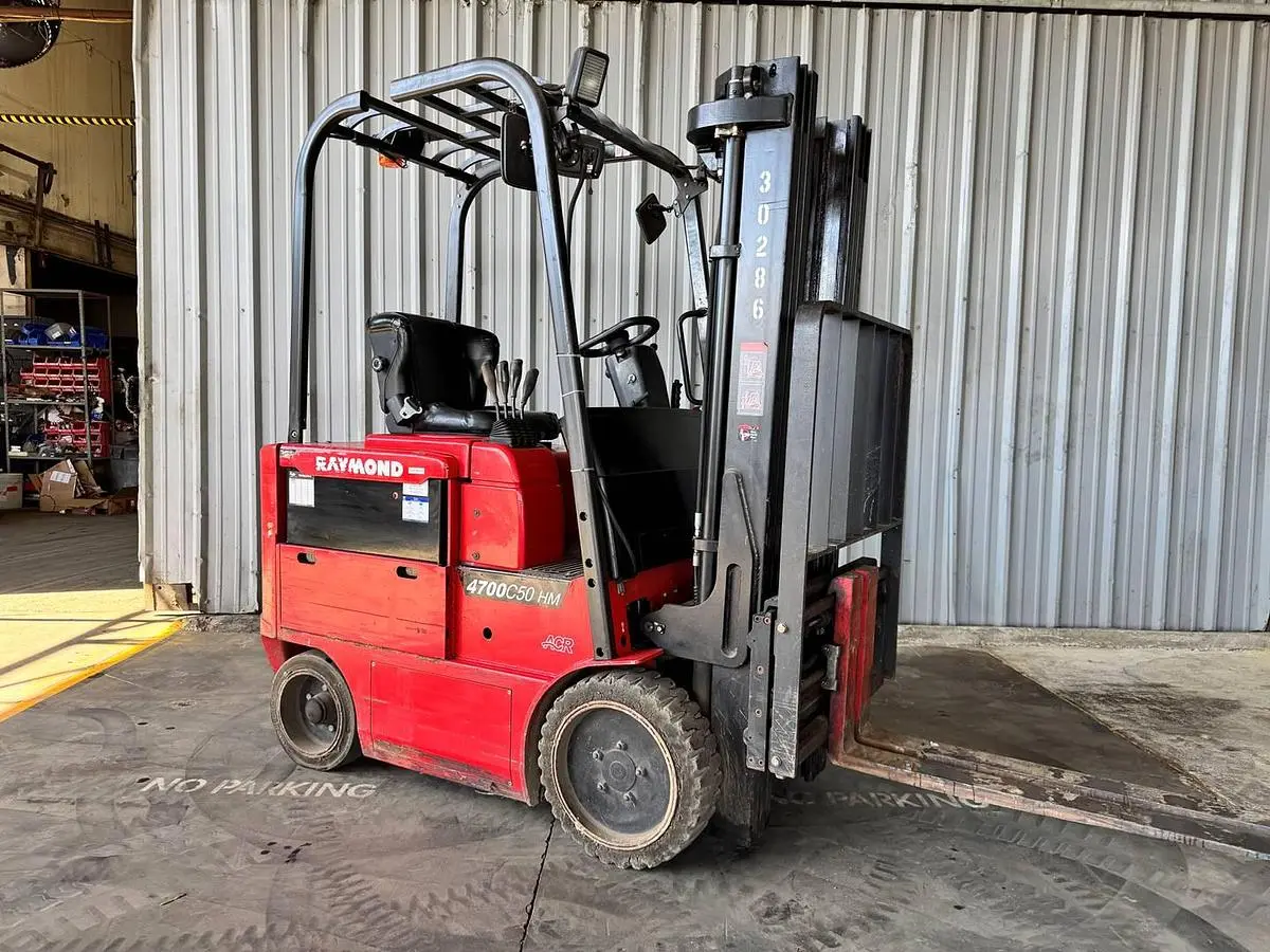 USED 2010 RAYMOND 470-C50HM