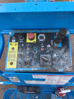 USED 2011 Genie Z-34/22N