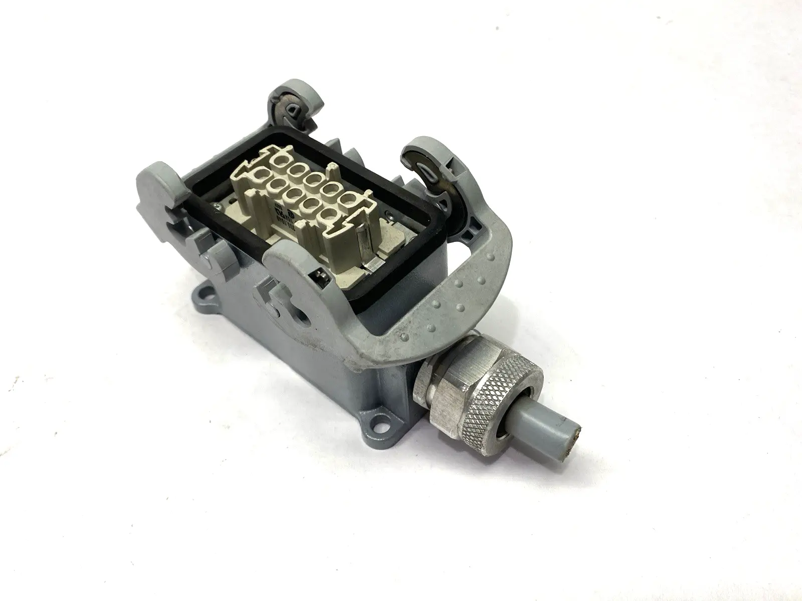 USED WIELAND BASE HOUSING CONNECTOR ENCLOSURE W/ 70.300.1040 CONNECTOR