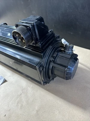 USED Indramat MDD093C-N-060-N2L-110GAO