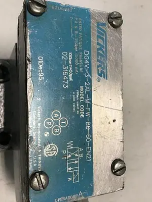 USED VICKERS DG4V32ALMFWB660EN21