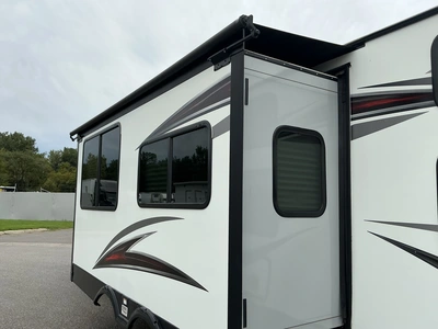 Used 2019 HEARTLAND NORTH TRAIL CALIBER 31BHDD Campers, Caravans, Motorhomes Michigan US | Miedema Asset Management Group #1474478