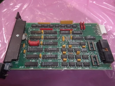 USED Universal Instruments Corporation Pc Bd,mm16 I/o Asm