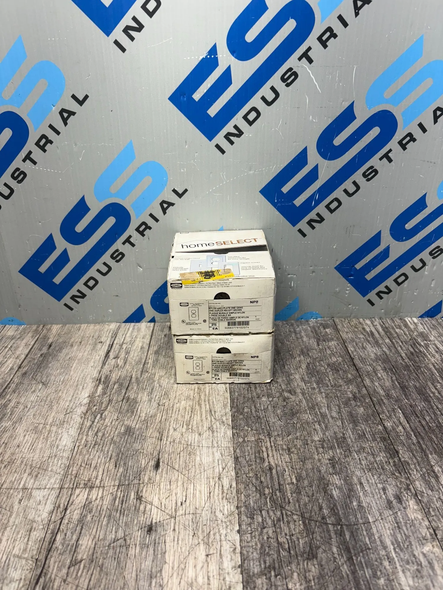 USED Hubbell NP8