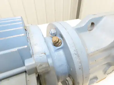 Sew Eurodrive KA47DT90L4 Gearmotor 2Hp 163rpm 230/460V 3PH Hollow Shaft