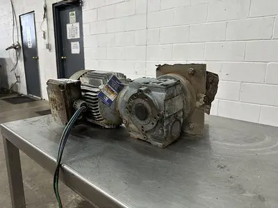 USED SEW-EURODRIVE SAF47DT90S4