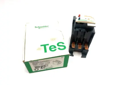 USED SCHNEIDER ELECTRIC THERMAL OVERLOAD RELAY EVERYLINK TERMINALS
