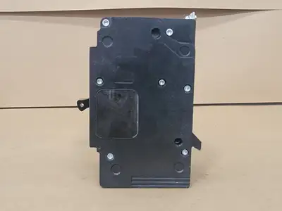 NEW SQUARE D EDB36030