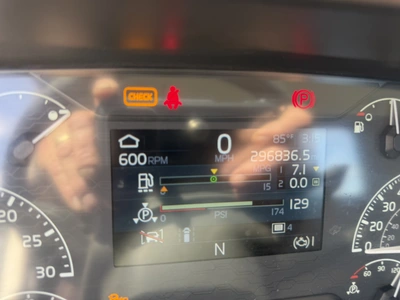 Used 2020 VOLVO VNL Conventional trucks Indiana US | Miedema Asset Management Group #1414612
