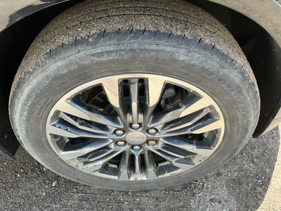 USED 2017 CADILLAC XT5
