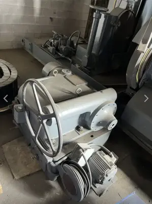 CINCINNATI 36" x 192" Roll Grinder Roll Grinders | Machine Tool Emporium (21)