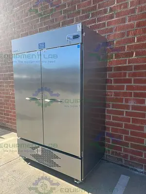 USED VWR GTVWG49FSSA STAINLESS STEEL DOUBLE DOOR FREEZER - 25°C 49 CU, FT.