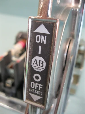 USED Allen-Bradley 1494U-F30