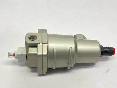 Used SMC Pneumatic Main Line Filter 3/8" NPT Filters Michigan US | Maverick Industrial Sales #1391668