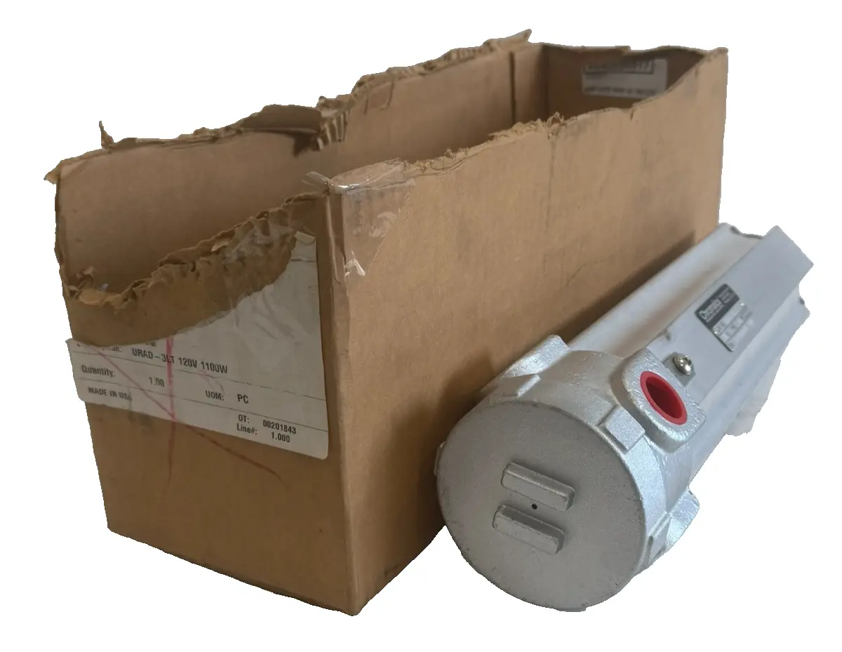 NEW CHROMALOX 228-016959-003 RADIANT HEATER URAD-3LT 120V 1100W 228016959003