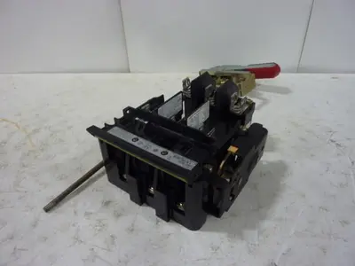 USED ALLEN BRADLEY 1494V-DS30 SER A