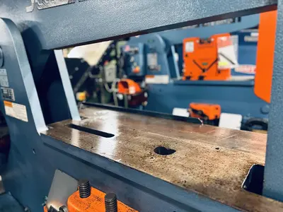 SCOTCHMAN 9012-24M 90 TON IRONWORKER