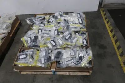5 PALLETS OF ASSORTED SOURIAU PLUG KITS