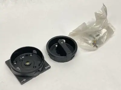 USED EATON ROTARY DISCONNECT LOCK-OUT HANDLE