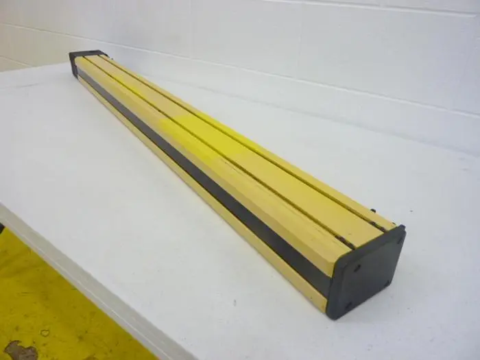 Used SICK OPTIC ELECTRONIC AGSS 1200-2121 Light Curtains & Grids Michigan US | Ideal Machinery #602498