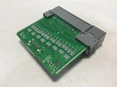 USED ALLEN BRADLEY 1746-OB32 SER D