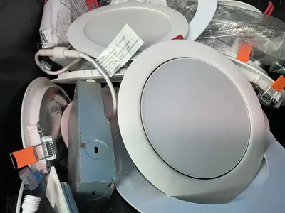 Used COOPER LIGHTING, NVENT RAYCHEM _UNKNOWN_ Lighting Ohio US | HGR 24 #1561820