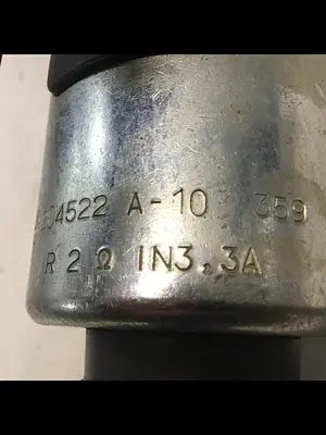 USED MANNESMANN REXROTH 4WREE 10 W75-20/G24K31/A1V